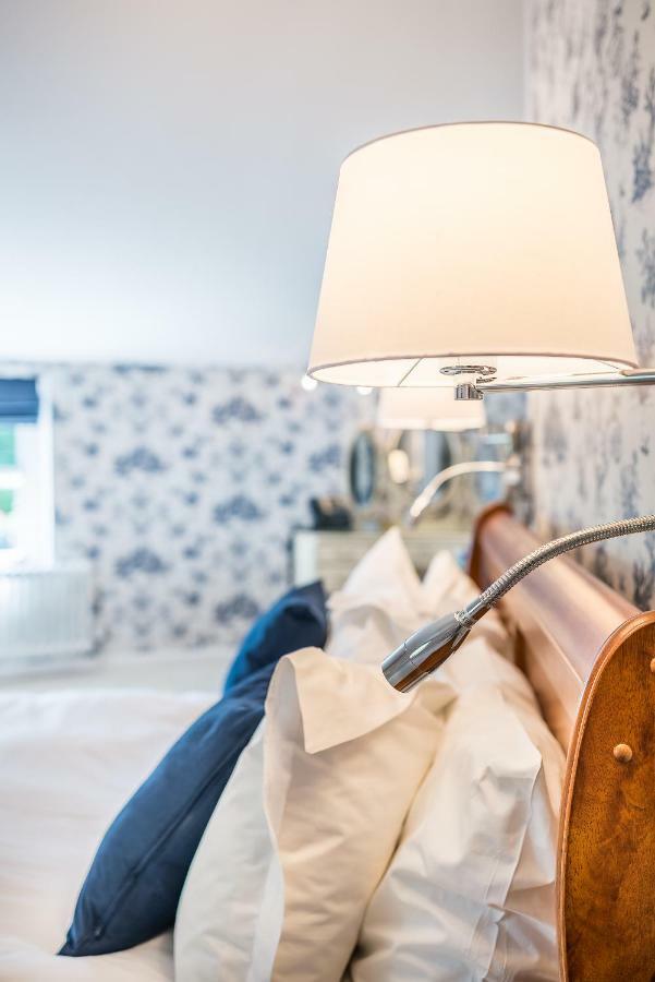 첼름스퍼드 The Windmill Chatham Green B&B 외부 사진